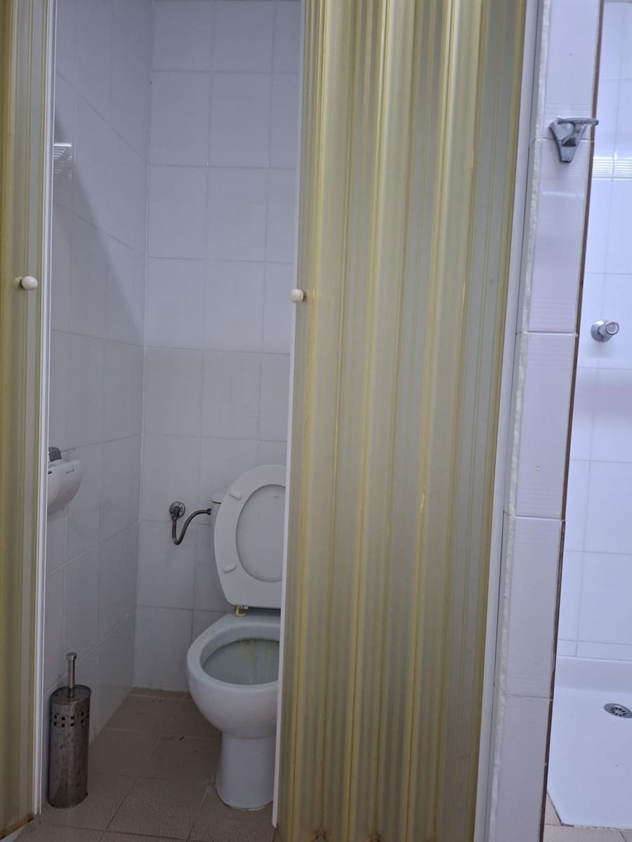 8 slaapkamer Villa te koop in L'Aldea met garage - € 290.000 (Ref: 10172021)