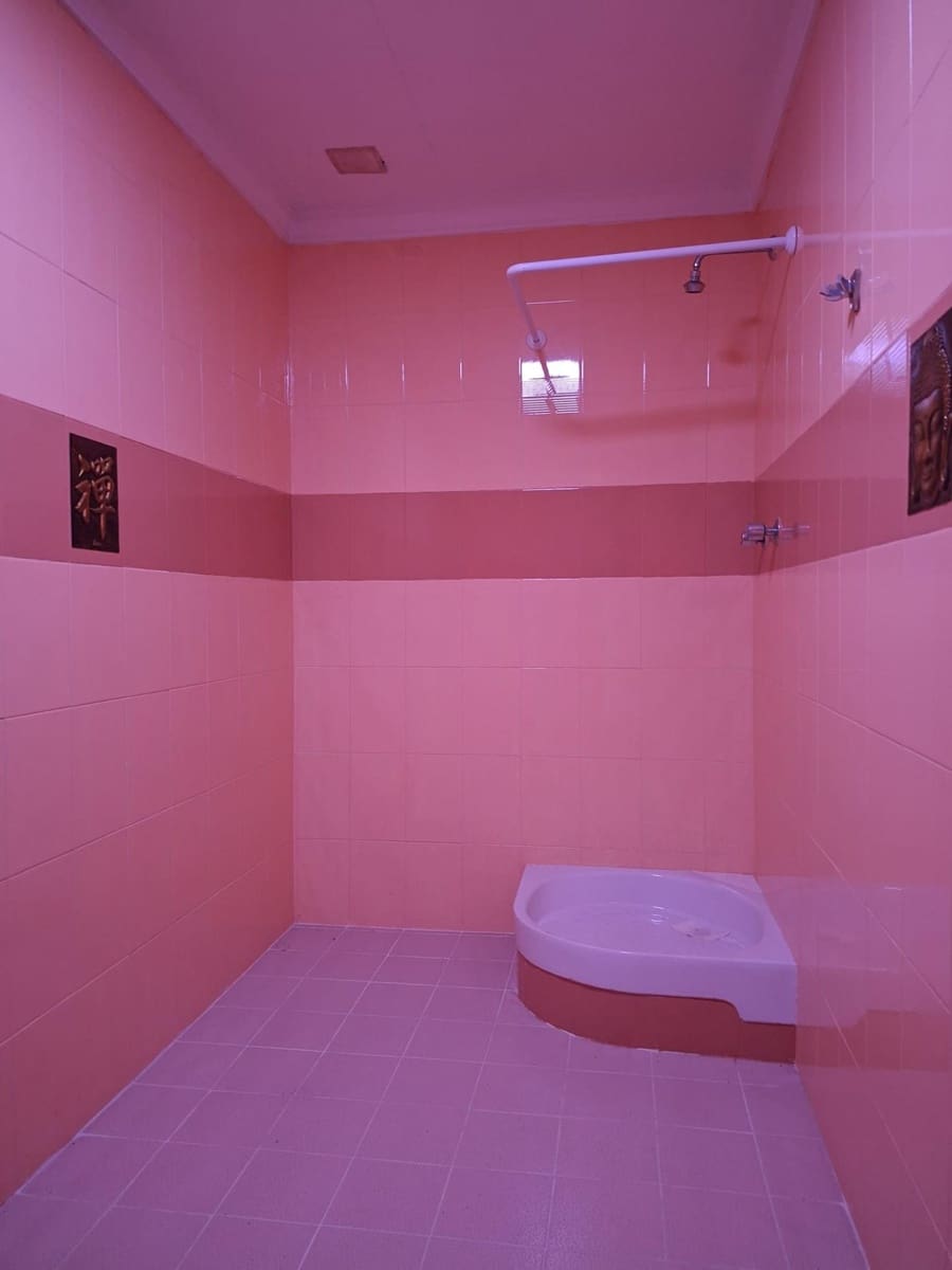 8 slaapkamer Villa te koop in L'Aldea met garage - € 290.000 (Ref: 10172021)