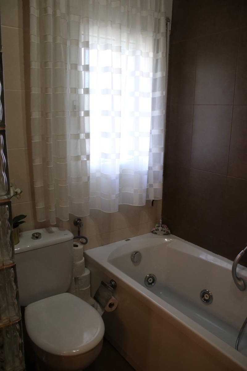 4 slaapkamer Villa te koop in L'Ampolla met zwembad garage - € 990.000 (Ref: 10172024)