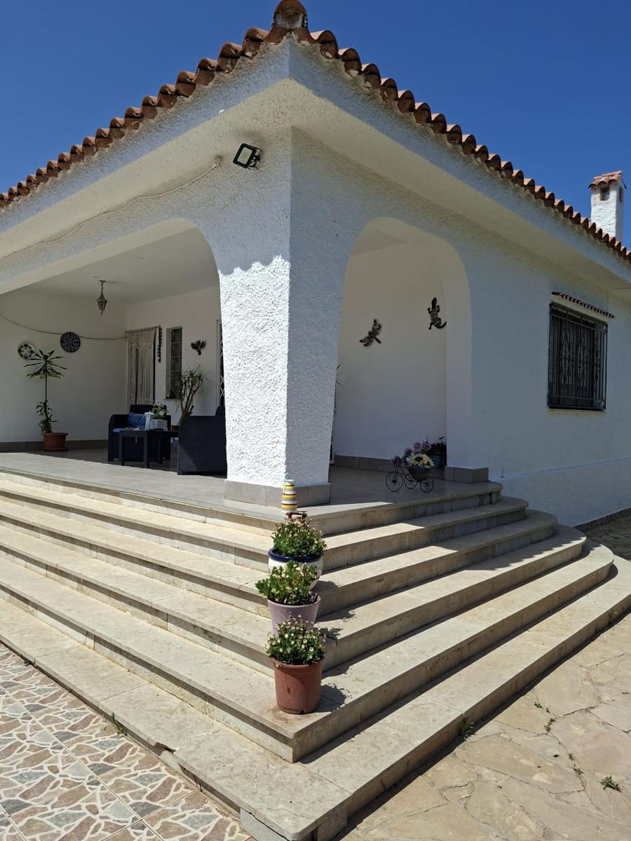 4 sovrum Villa till salu i Vinaros med pool garage - 370 000 € (Ref: 10172026)