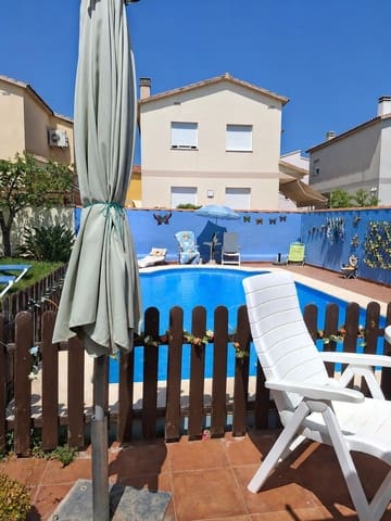 4 sovrum Villa till salu i Vinaròs med pool garage - 370 000 € (Ref: 10172026)