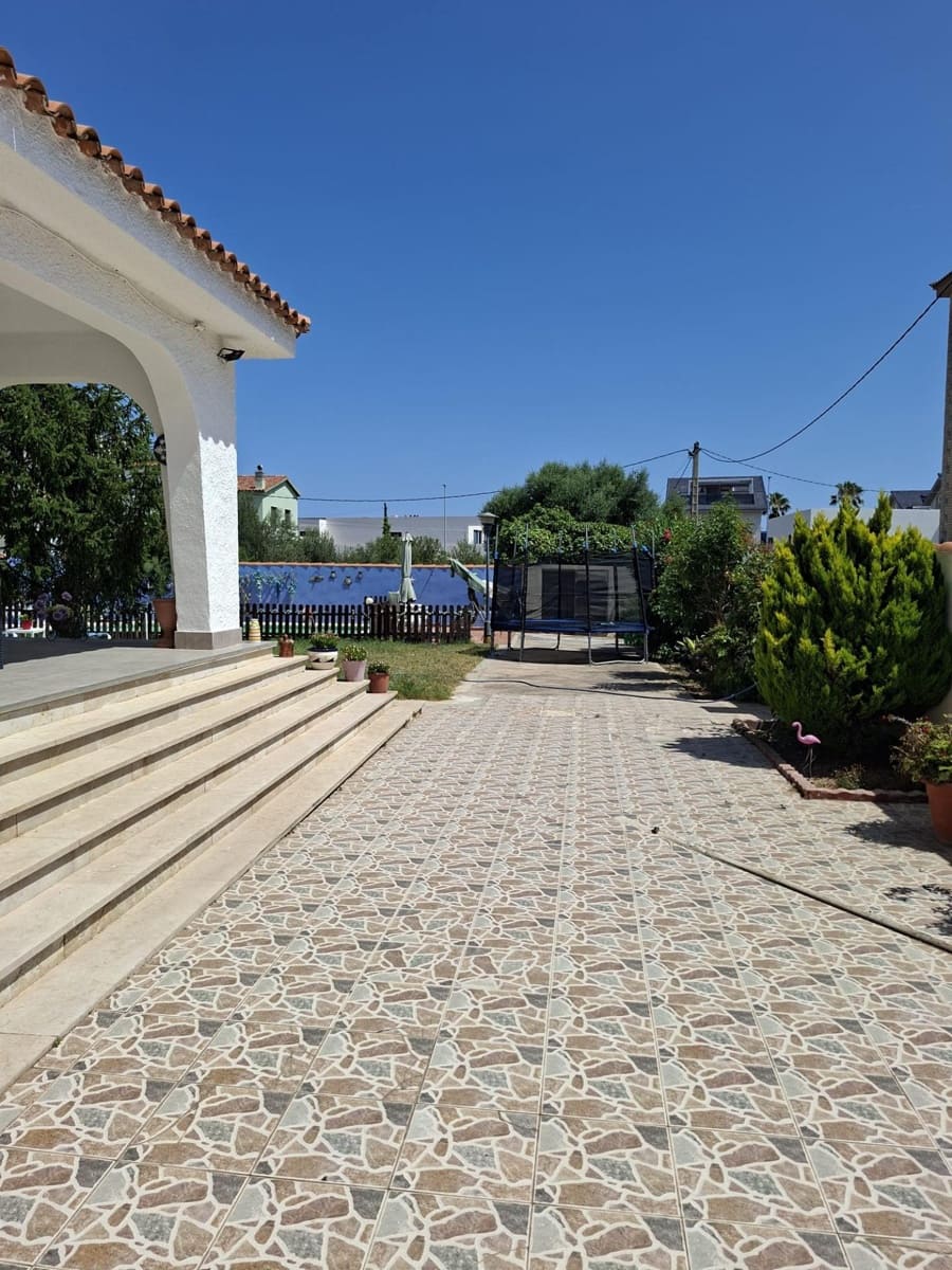 4 sovrum Villa till salu i Vinaros med pool garage - 370 000 € (Ref: 10172026)