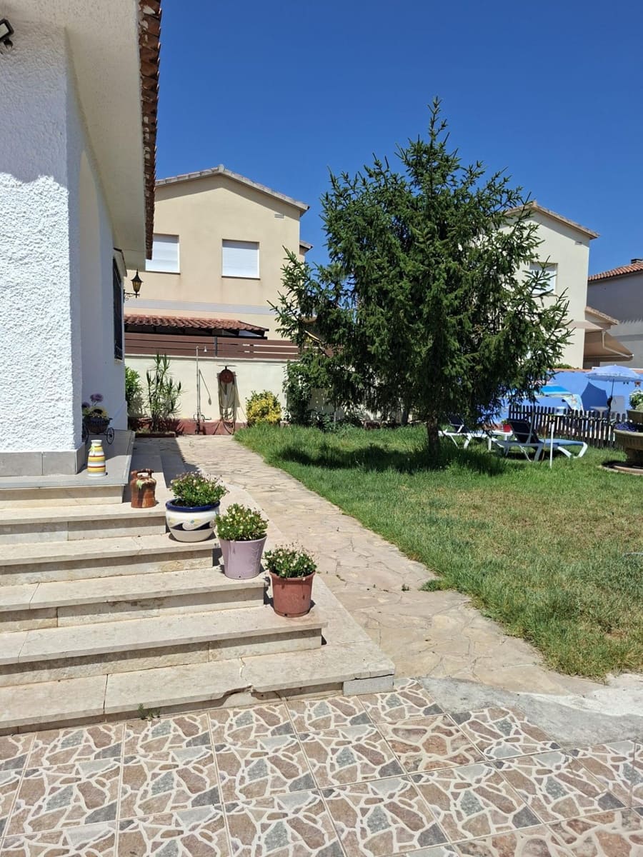 4 sovrum Villa till salu i Vinaros med pool garage - 370 000 € (Ref: 10172026)