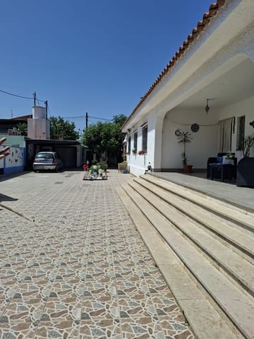 4 sovrum Villa till salu i Vinaròs med pool garage - 370 000 € (Ref: 10172026)