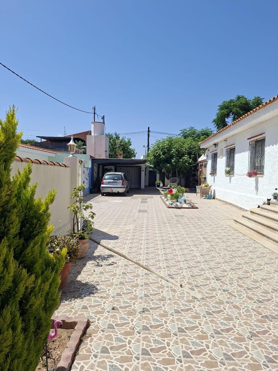 4 sovrum Villa till salu i Vinaros med pool garage - 370 000 € (Ref: 10172026)