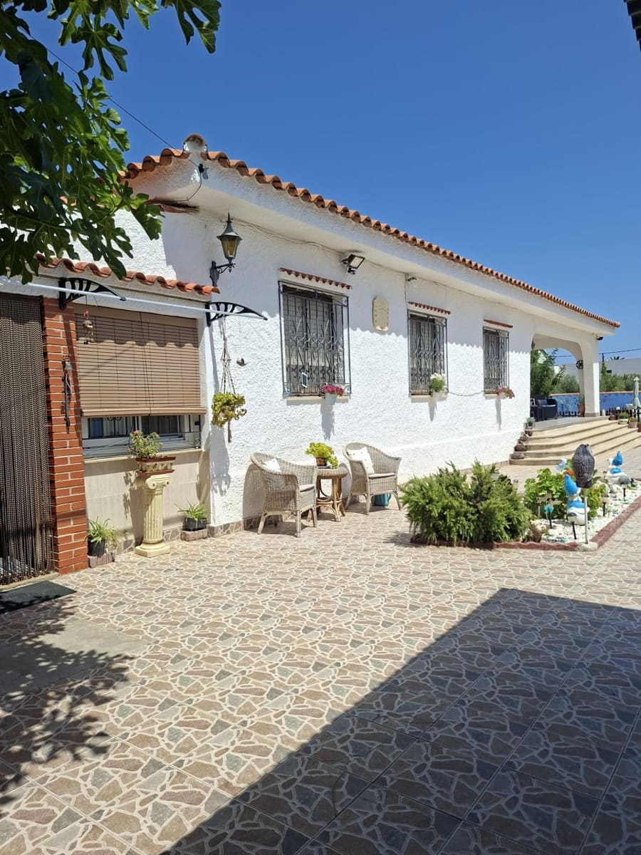 4 sovrum Villa till salu i Vinaros med pool garage - 370 000 € (Ref: 10172026)