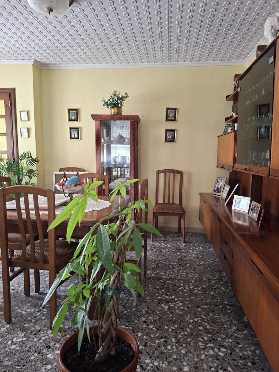 4 sovrum Villa till salu i Vinaros med pool garage - 370 000 € (Ref: 10172026)