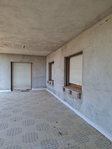 6 slaapkamer Villa te koop in Roquetes met zwembad garage - € 258.750 (Ref: 10172031)