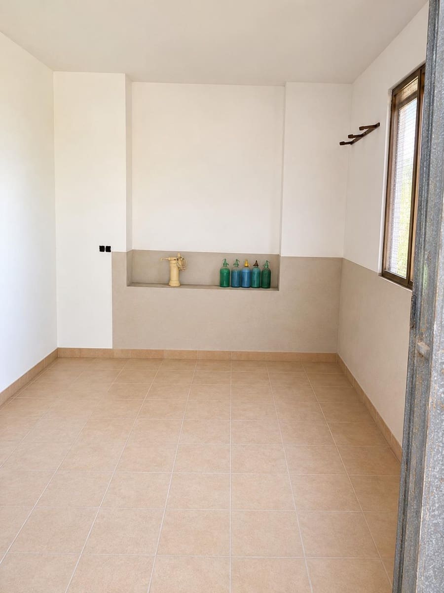 6 chambre Villa/Maison à vendre à Roquetes avec piscine garage - 258 750 € (Ref: 10172031)