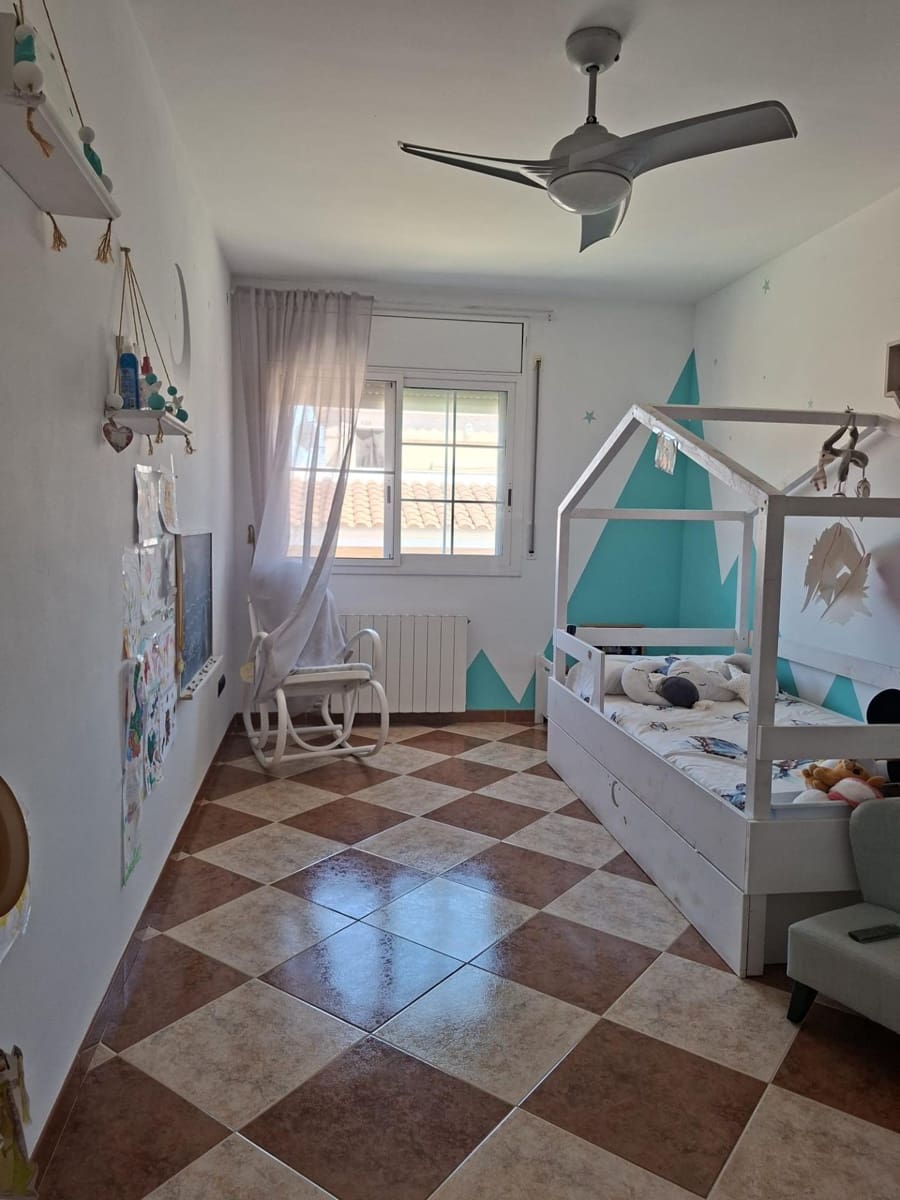 4 slaapkamer Appartement te koop in Camarles met garage - € 204.750 (Ref: 10172032)