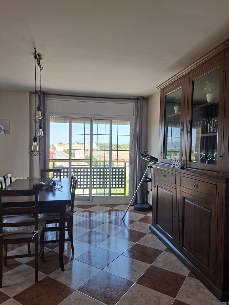 4 slaapkamer Appartement te koop in Camarles met garage - € 204.750 (Ref: 10172032)