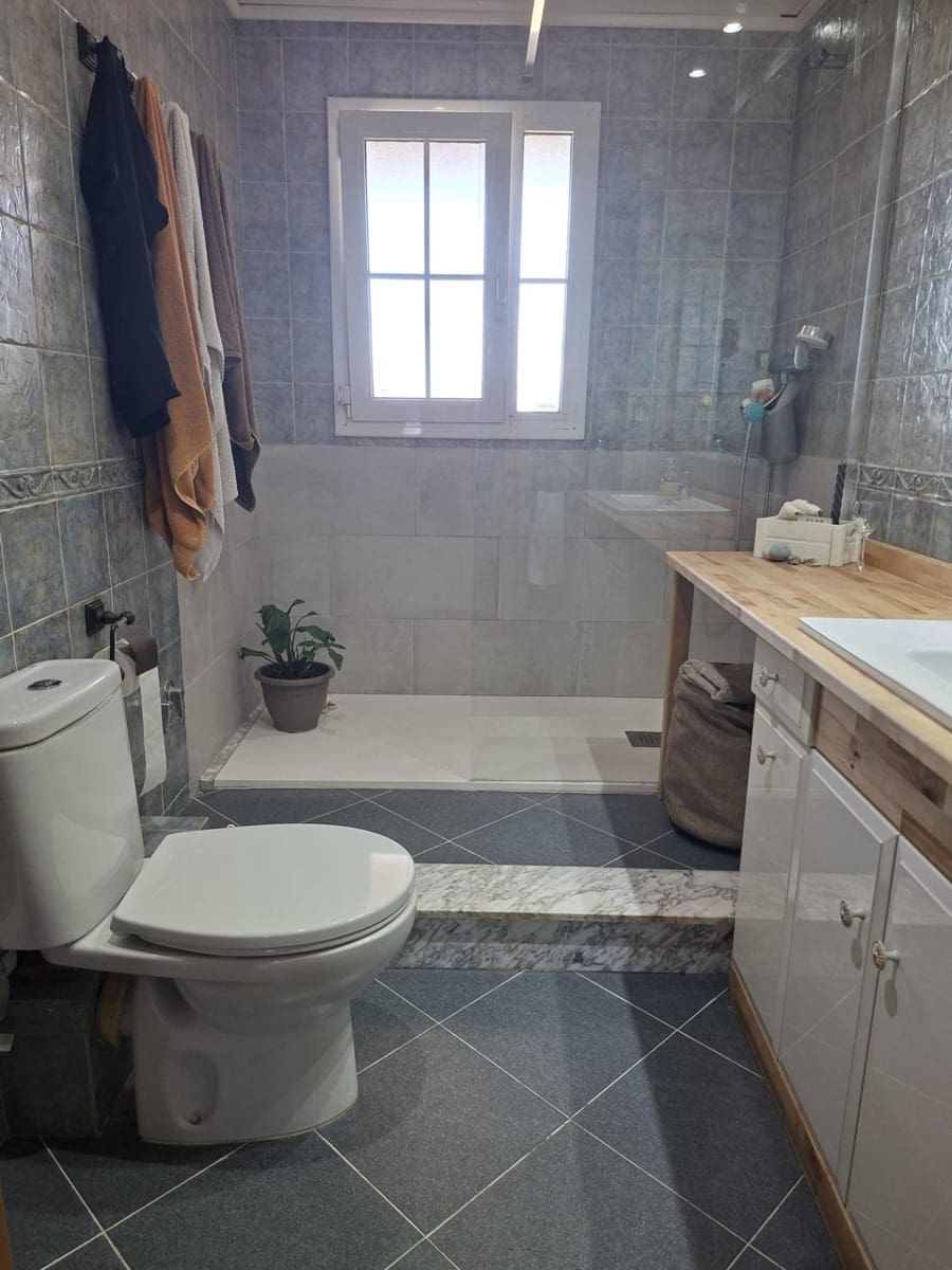 4 slaapkamer Appartement te koop in Camarles met garage - € 204.750 (Ref: 10172032)