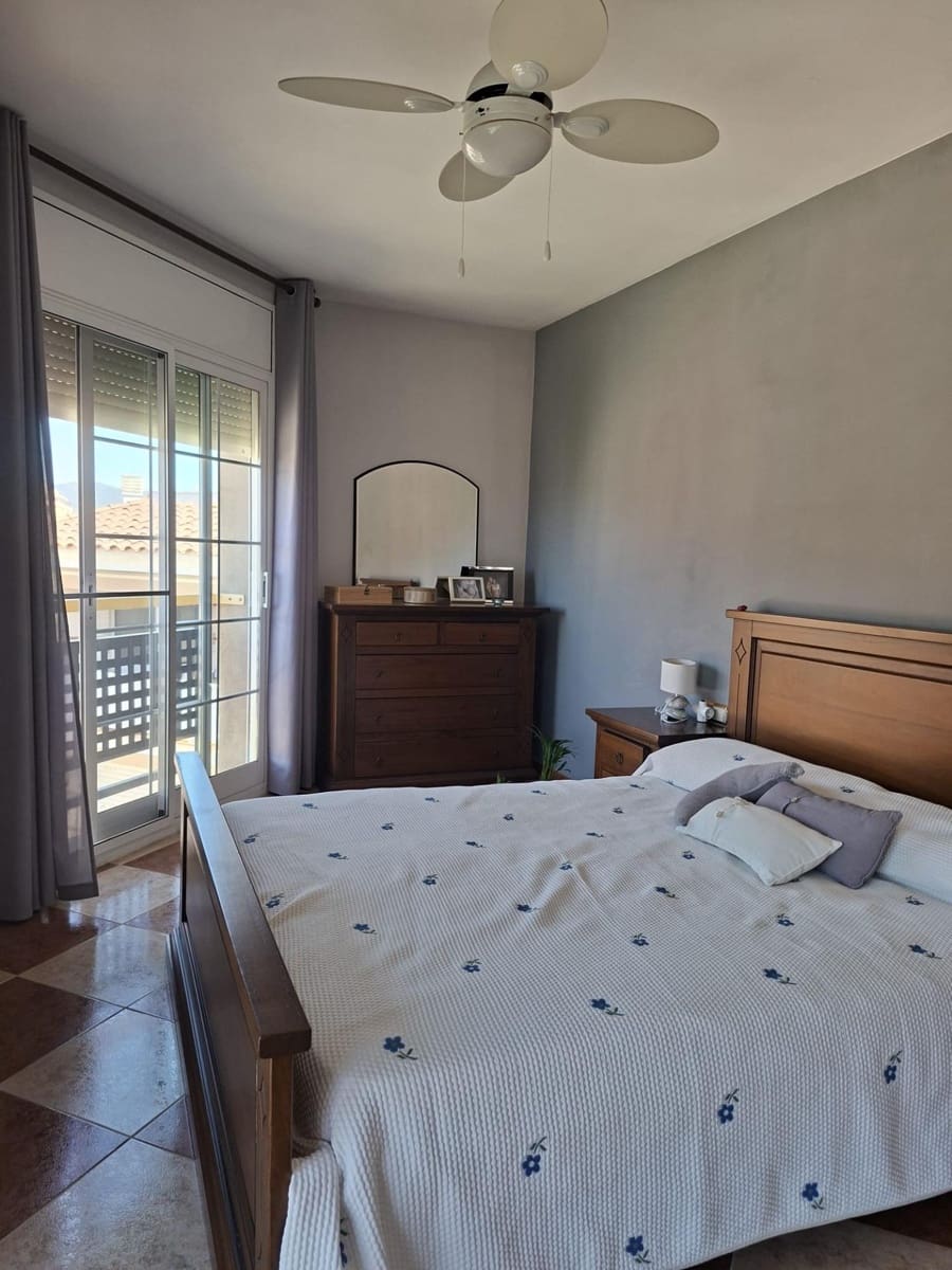 4 slaapkamer Appartement te koop in Camarles met garage - € 204.750 (Ref: 10172032)