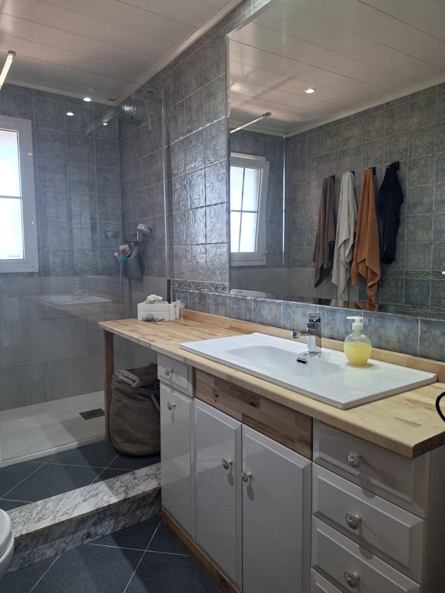 4 slaapkamer Appartement te koop in Camarles met garage - € 204.750 (Ref: 10172032)