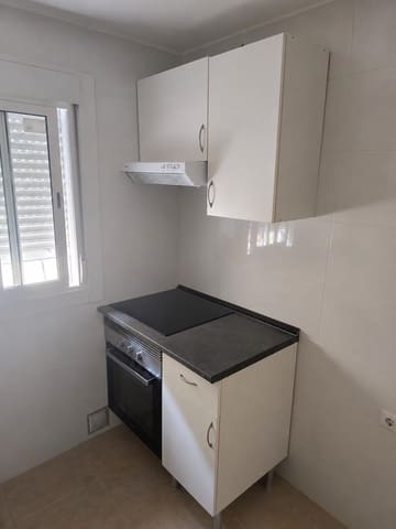 2 slaapkamer Flat te koop in Tortosa - € 60.000 (Ref: 10172033)