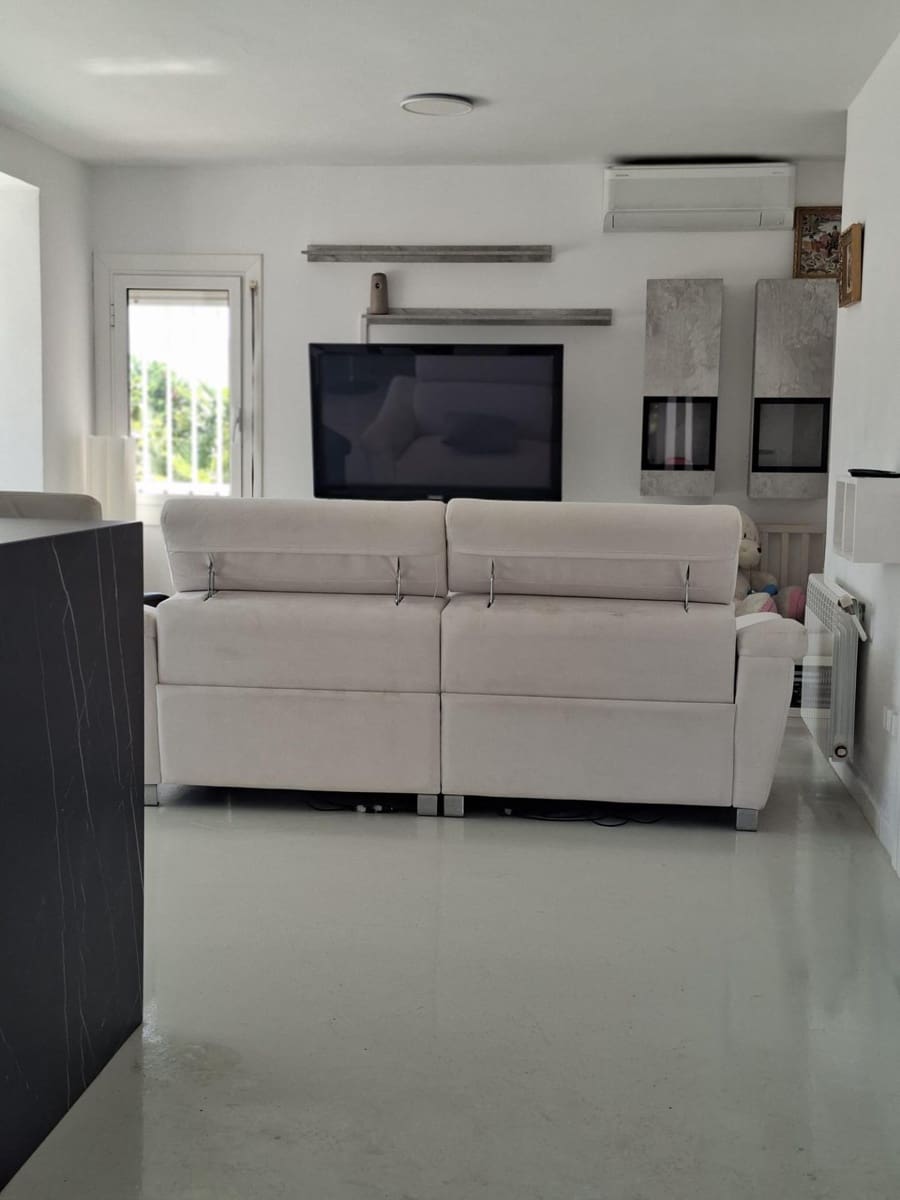 4 soveværelse Villa til salg i Calafat - € 390.000 (Ref: 10172038)