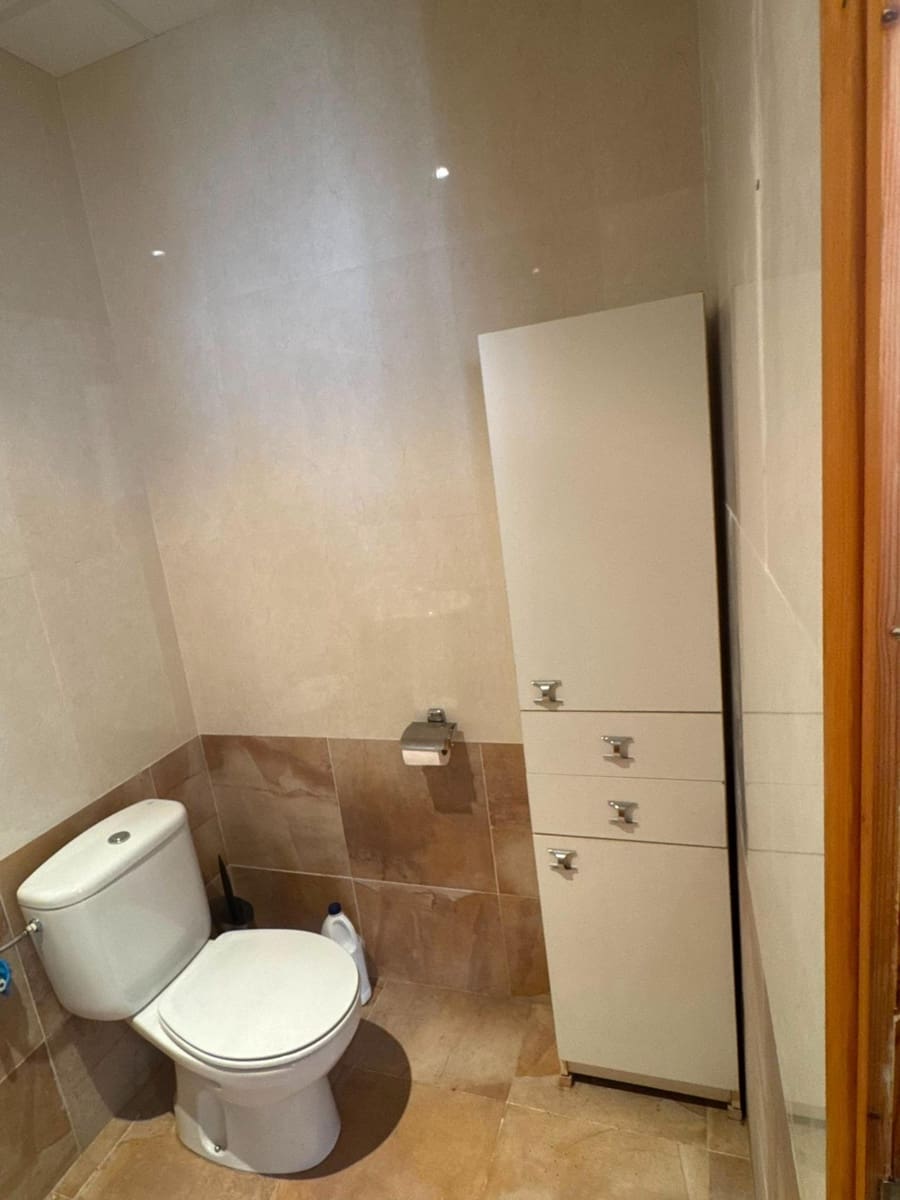 Kommersiell til salgs i Santa Barbara - € 53 500 (Ref: 10172040)