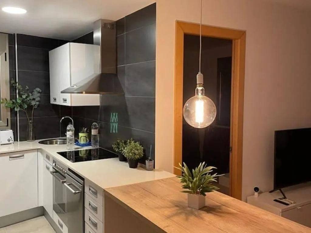 Piso de 2 habitaciones en Alcanar en venta con piscina garaje - 167.500 € (Ref: 10172042)