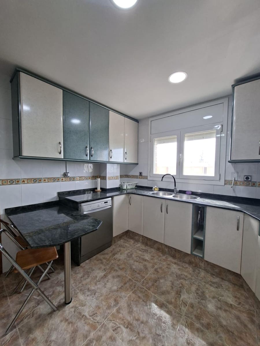6 soveværelse Byhus til salg i Sant Jaume d'Enveja med garage - € 215.000 (Ref: 10172046)