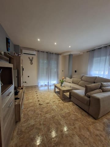 6 soveværelse Byhus til salg i Sant Jaume d'Enveja med garage - € 215.000 (Ref: 10172046)
