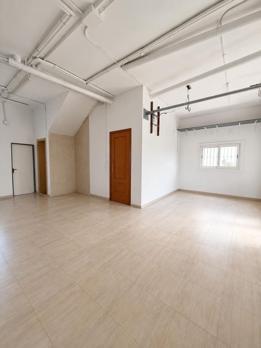 6 soveværelse Byhus til salg i Sant Jaume d'Enveja med garage - € 215.000 (Ref: 10172046)
