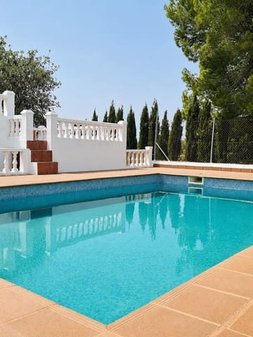 4 soveværelse Villa til salg i L'Ametlla de Mar med swimmingpool - € 390.000 (Ref: 10172047)