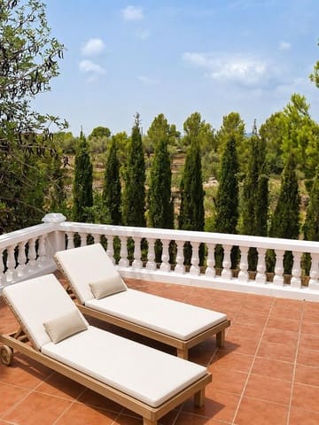 4 soveværelse Villa til salg i L'Ametlla de Mar med swimmingpool - € 390.000 (Ref: 10172047)