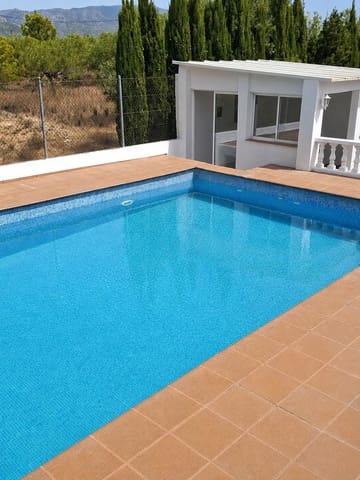 4 soveværelse Villa til salg i L'Ametlla de Mar med swimmingpool - € 390.000 (Ref: 10172047)