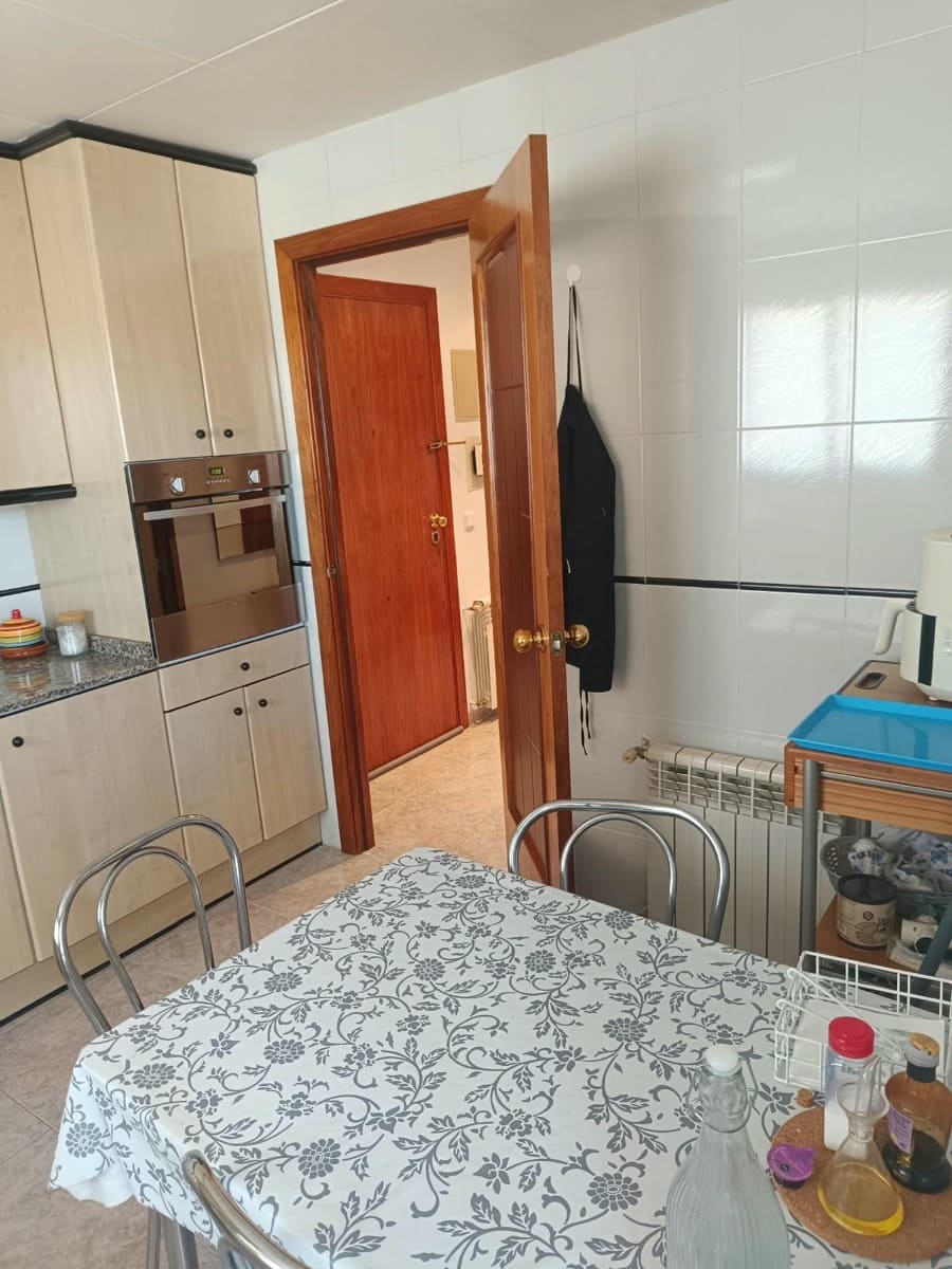 4 soveværelse Lejlighed til salg i Roquetes - € 185.000 (Ref: 10174001)