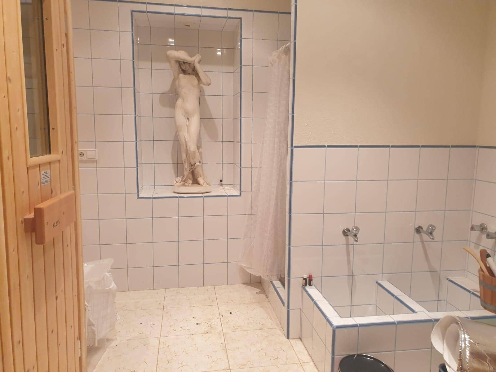 10 bedroom Villa for sale in Les Cases d'Alcanar - € 840,000 (Ref: 10181085)