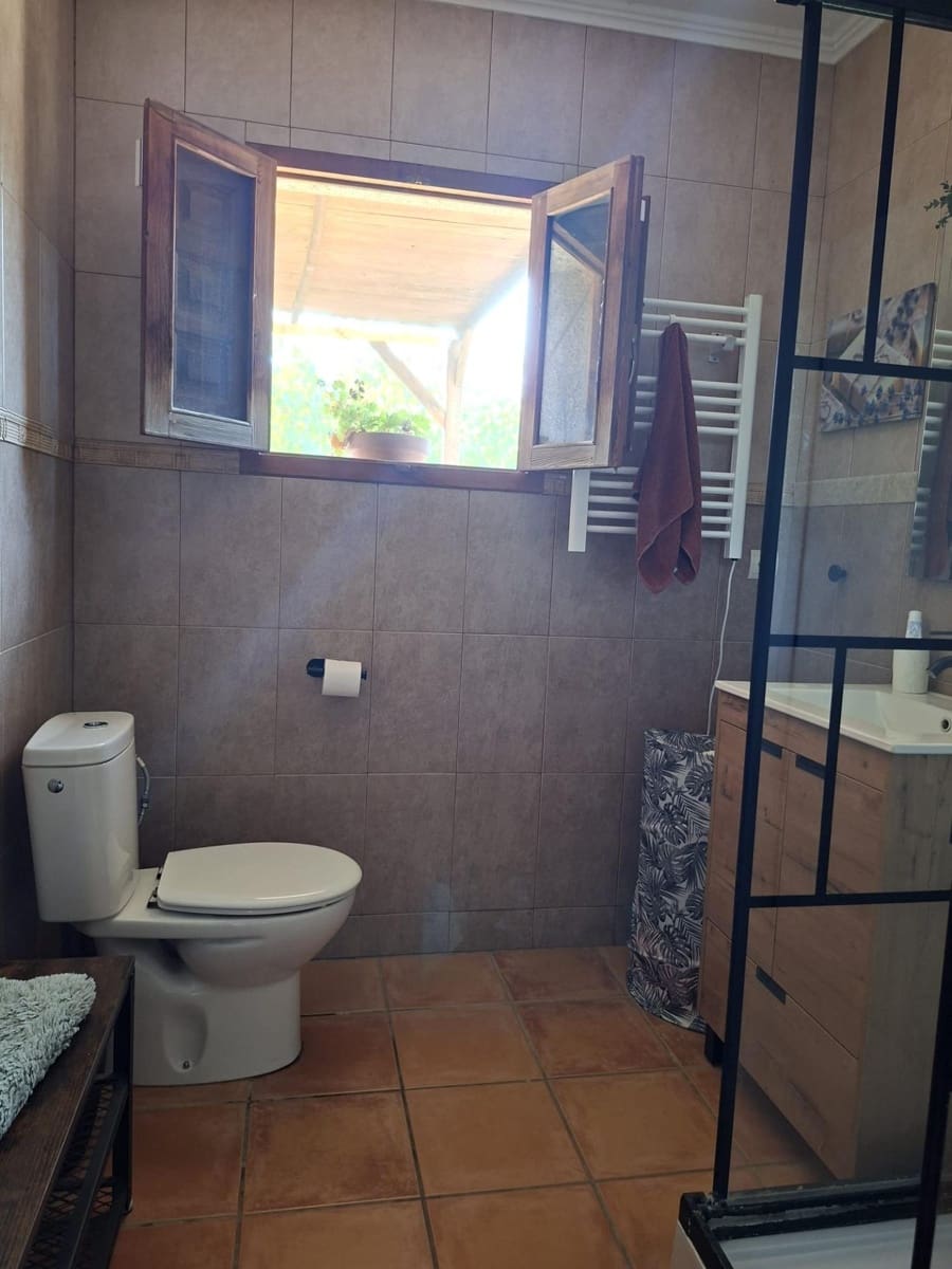 4 soveværelse Finca/Landehus til salg i Santa Barbara med swimmingpool - € 360.000 (Ref: 10183188)