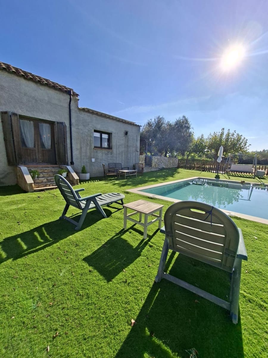 4 soveværelse Finca/Landehus til salg i Santa Barbara med swimmingpool - € 360.000 (Ref: 10183188)