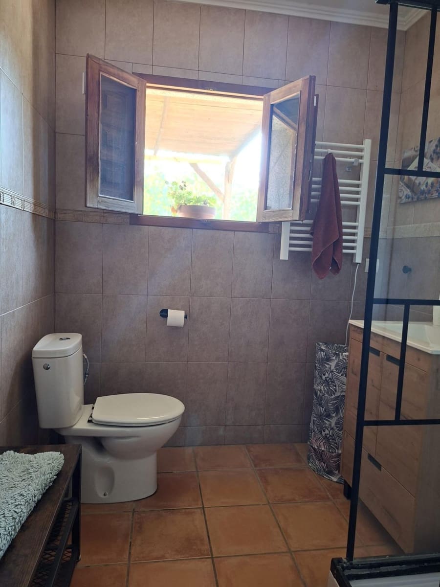 4 soveværelse Finca/Landehus til salg i Santa Barbara med swimmingpool - € 360.000 (Ref: 10183188)