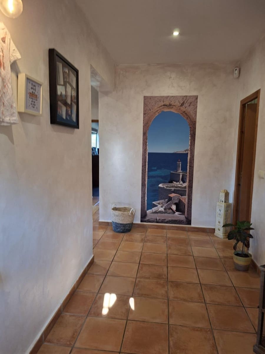 4 soveværelse Finca/Landehus til salg i Santa Barbara med swimmingpool - € 360.000 (Ref: 10183188)