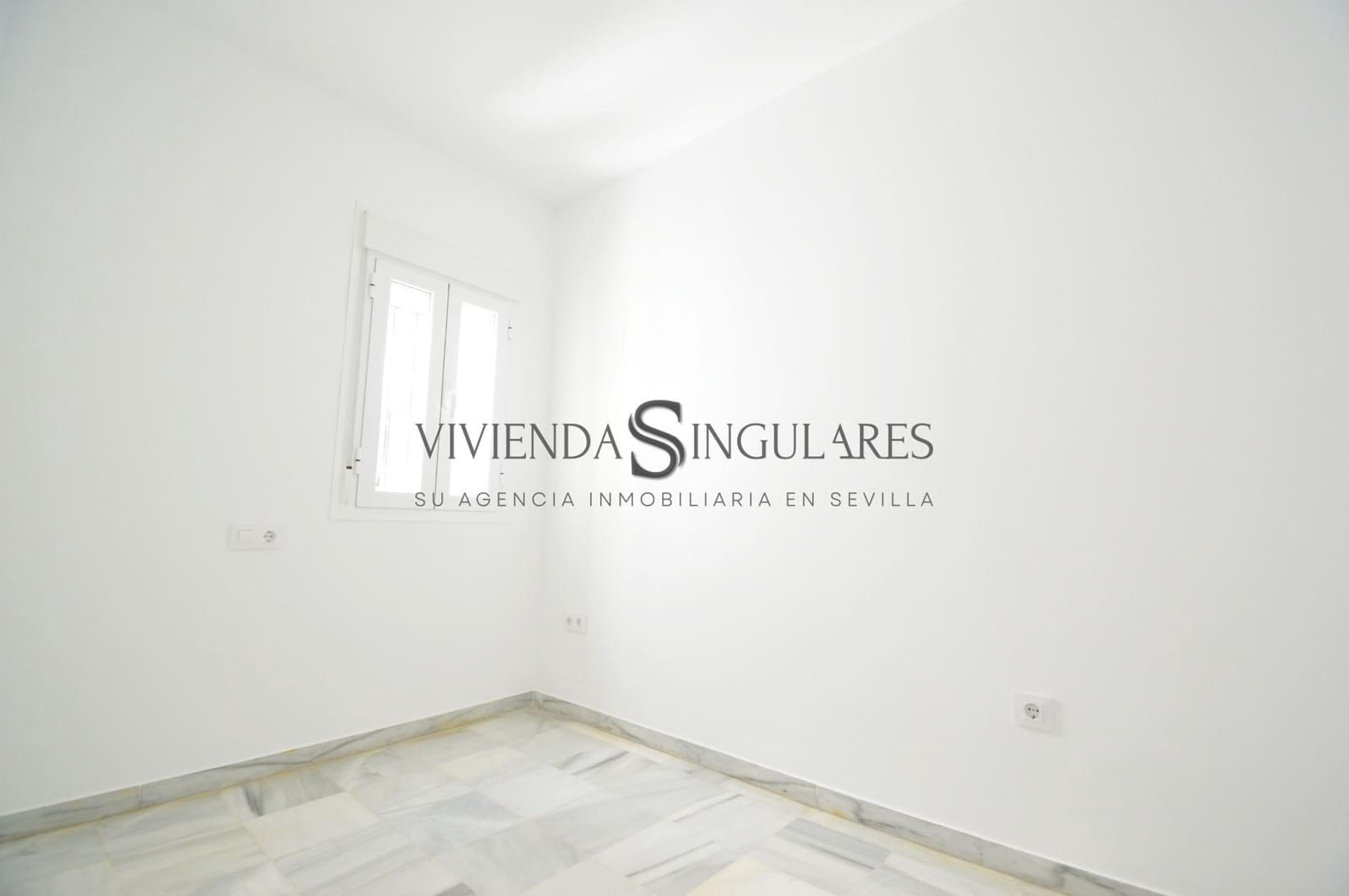 4 sypialnia Penthouse do wynajęcia w Miasto Sewilla - 1 300 € (Ref: 10111954)