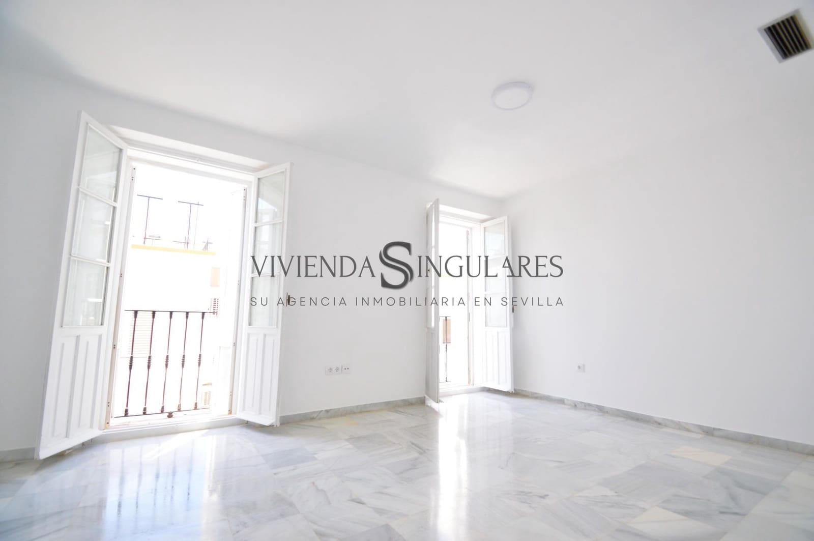 4 sypialnia Penthouse do wynajęcia w Miasto Sewilla - 1 300 € (Ref: 10111954)