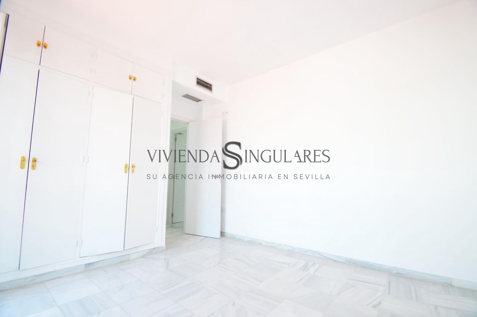 4 sypialnia Penthouse do wynajęcia w Miasto Sewilla - 1 300 € (Ref: 10111954)