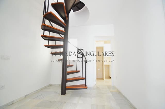 4 camera da letto Attico da affittare in Siviglia città - 1.300 € (Rif: 10111954)