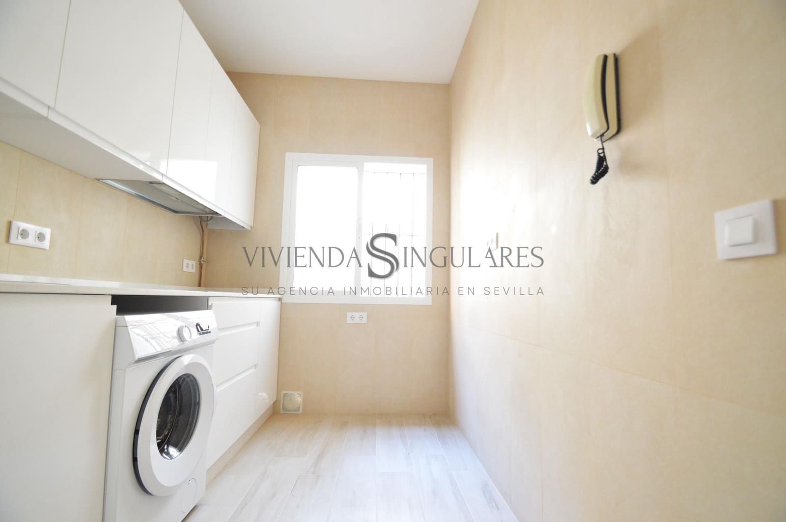 4 sypialnia Penthouse do wynajęcia w Miasto Sewilla - 1 300 € (Ref: 10111954)