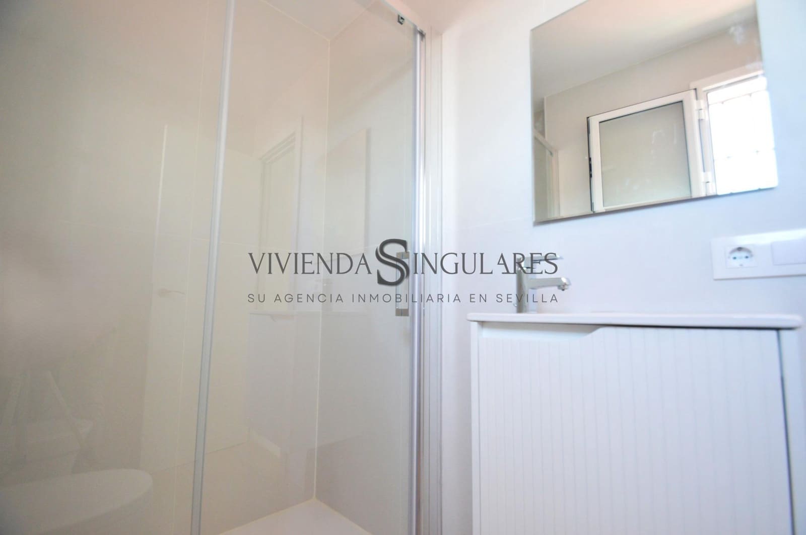 4 sypialnia Penthouse do wynajęcia w Miasto Sewilla - 1 300 € (Ref: 10111954)