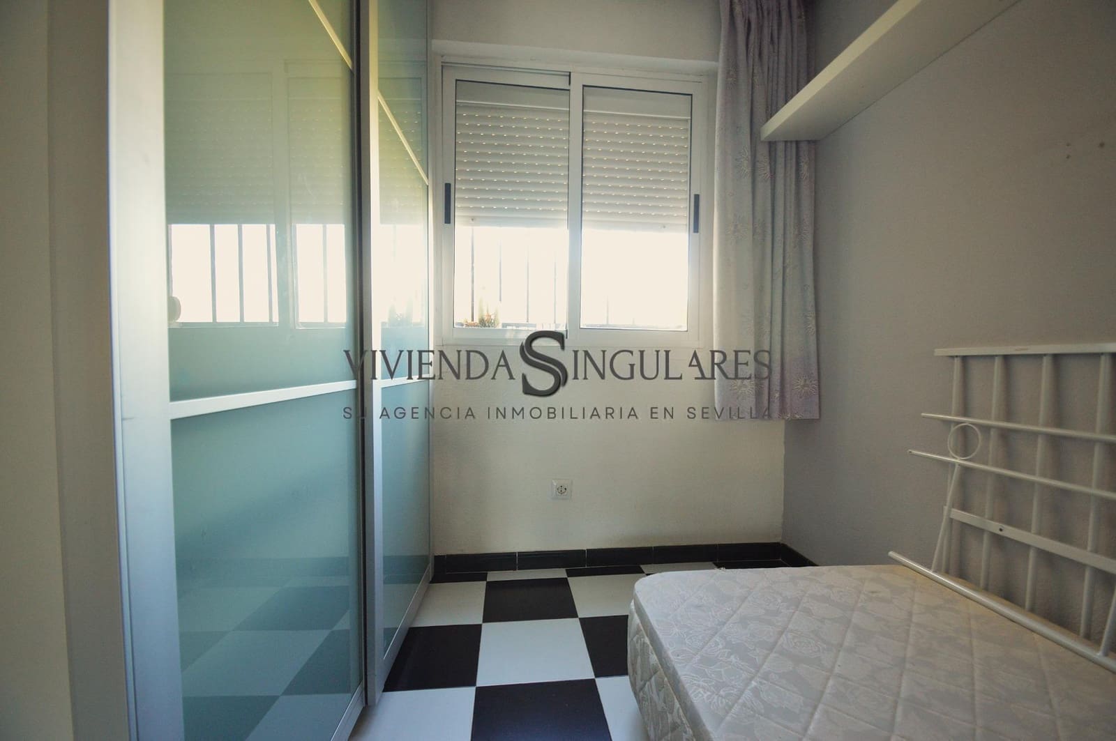 4 sovrum Lägenhet till salu i Sevilla stad - 215 000 € (Ref: 10111955)
