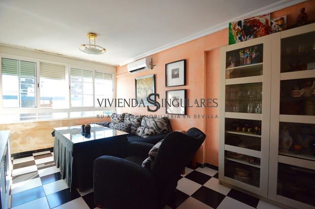 4 sovrum Lägenhet till salu i Sevilla stad - 215 000 € (Ref: 10111955)