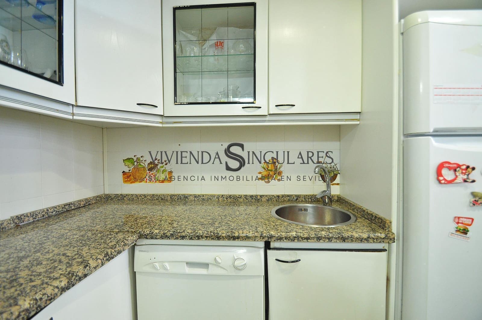 4 sovrum Lägenhet till salu i Sevilla stad - 215 000 € (Ref: 10111955)
