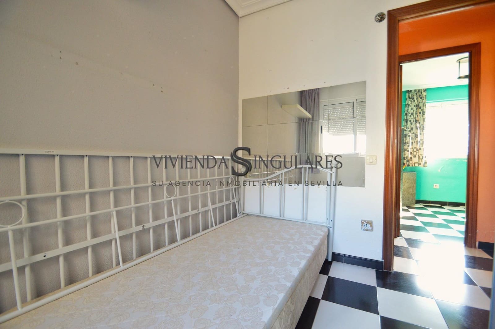 4 sovrum Lägenhet till salu i Sevilla stad - 215 000 € (Ref: 10111955)