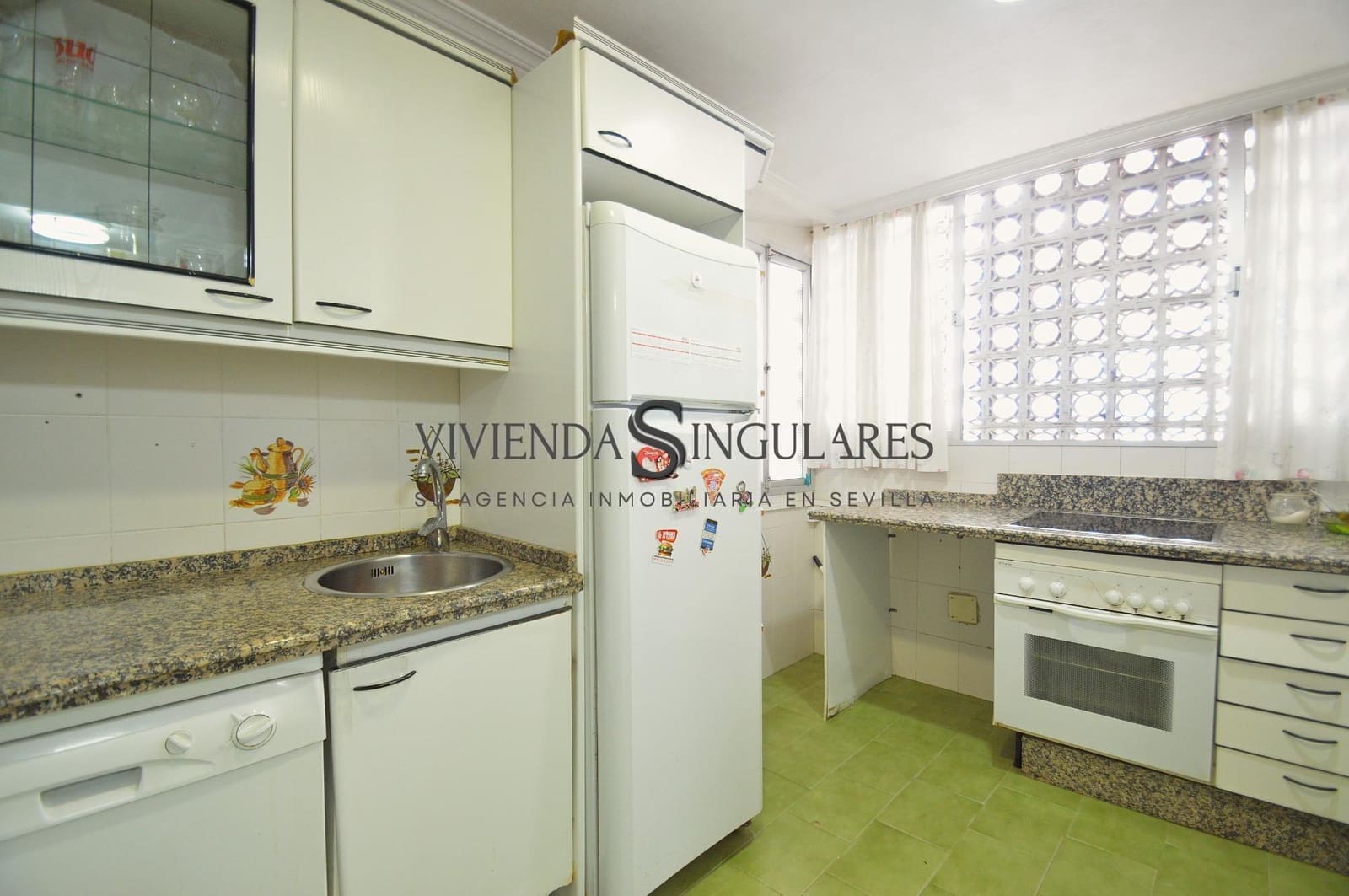 4 sovrum Lägenhet till salu i Sevilla stad - 215 000 € (Ref: 10111955)