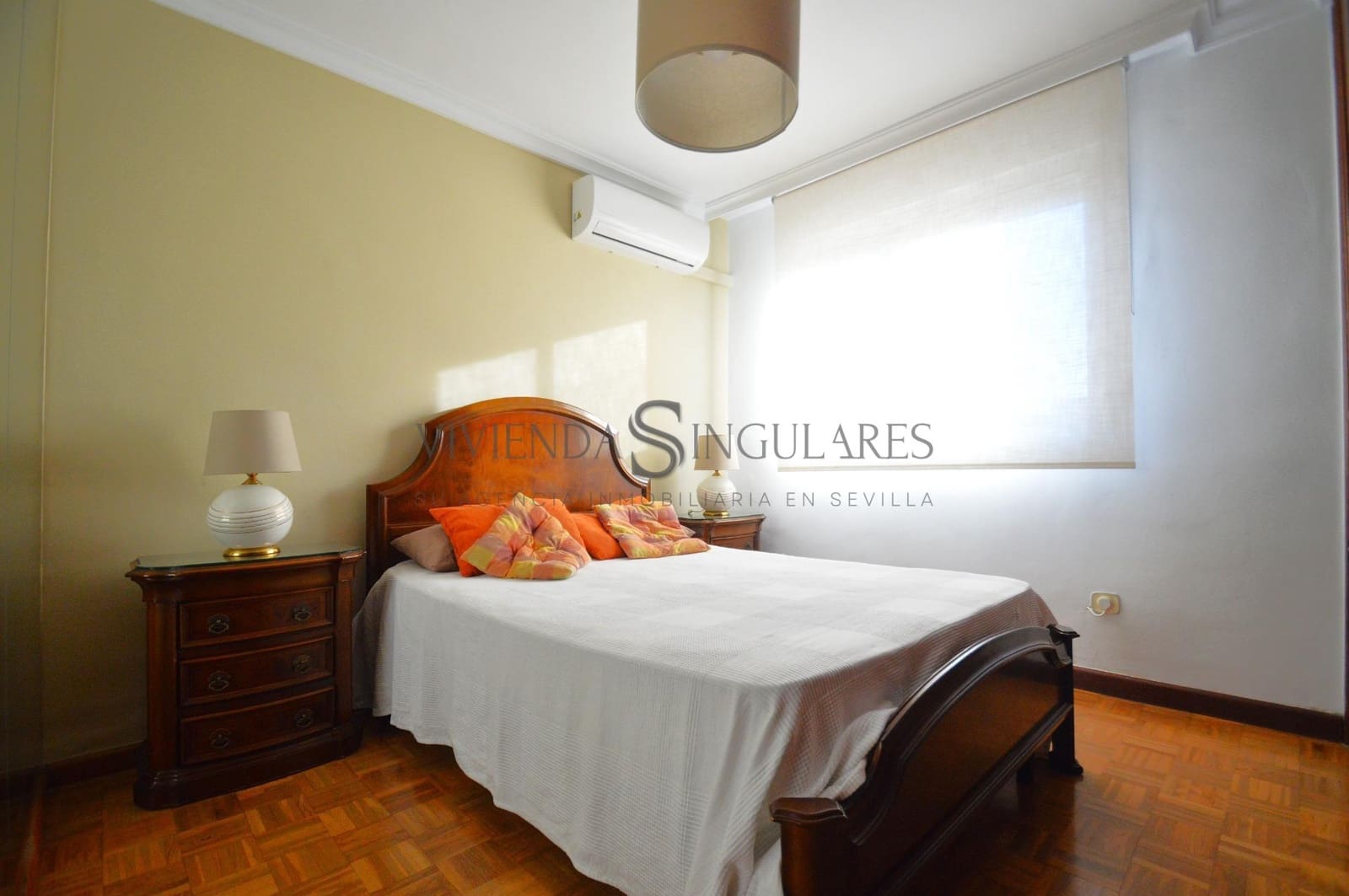 3 slaapkamer Flat te huur in Sevilla stad - € 1.400 (Ref: 10111957)