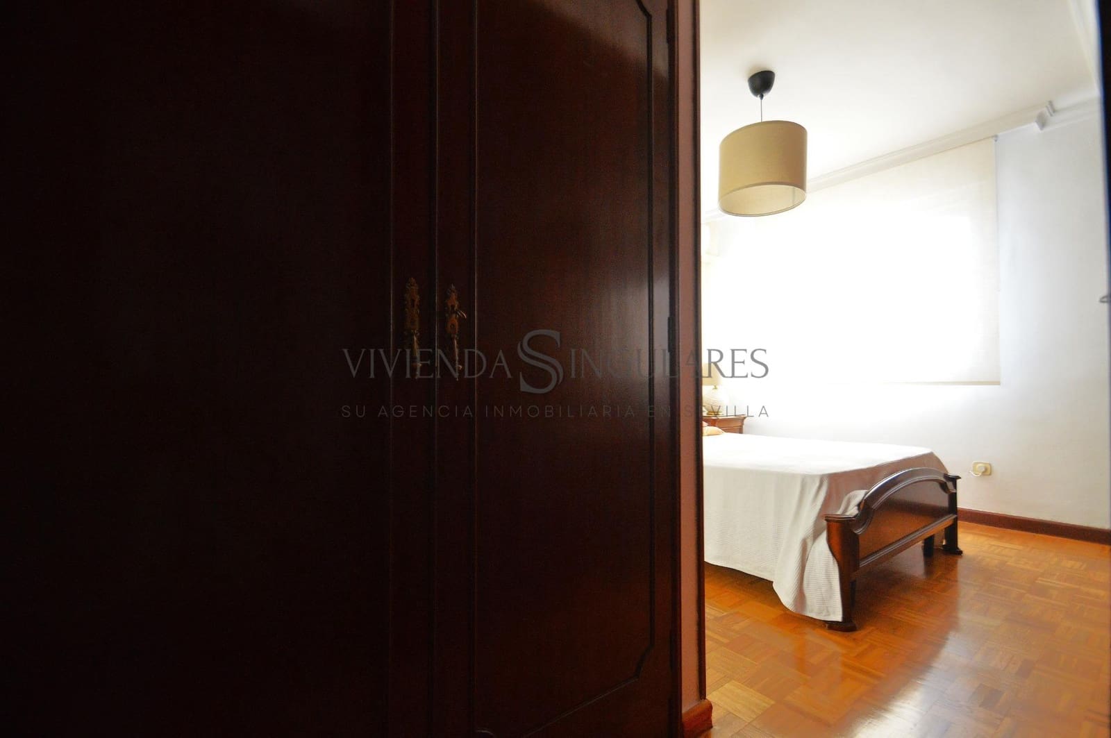 3 slaapkamer Flat te huur in Sevilla stad - € 1.400 (Ref: 10111957)