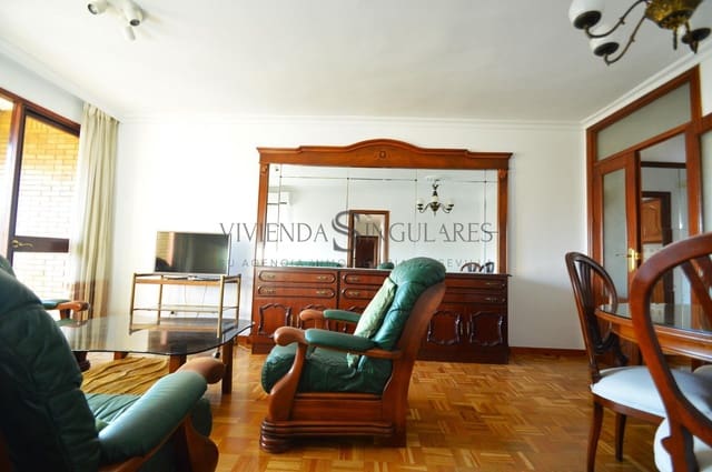 3 slaapkamer Flat te huur in Sevilla stad - € 1.400 (Ref: 10111957)