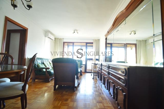 3 slaapkamer Flat te huur in Sevilla stad - € 1.400 (Ref: 10111957)