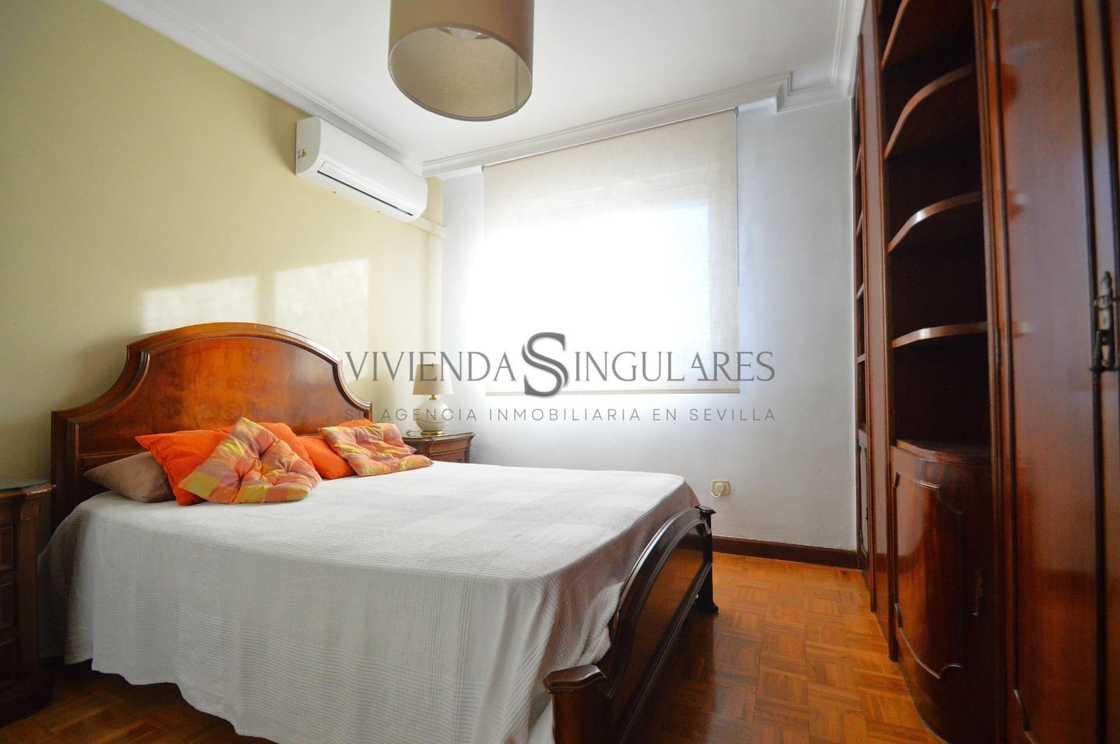 3 slaapkamer Flat te huur in Sevilla stad - € 1.400 (Ref: 10111957)